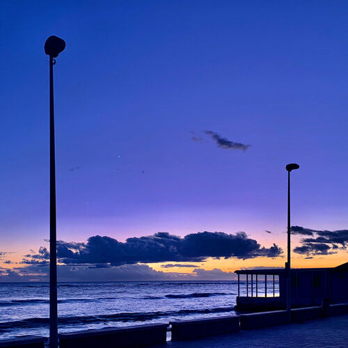 Tramonto invernale sul lungomare di Punta Secca
